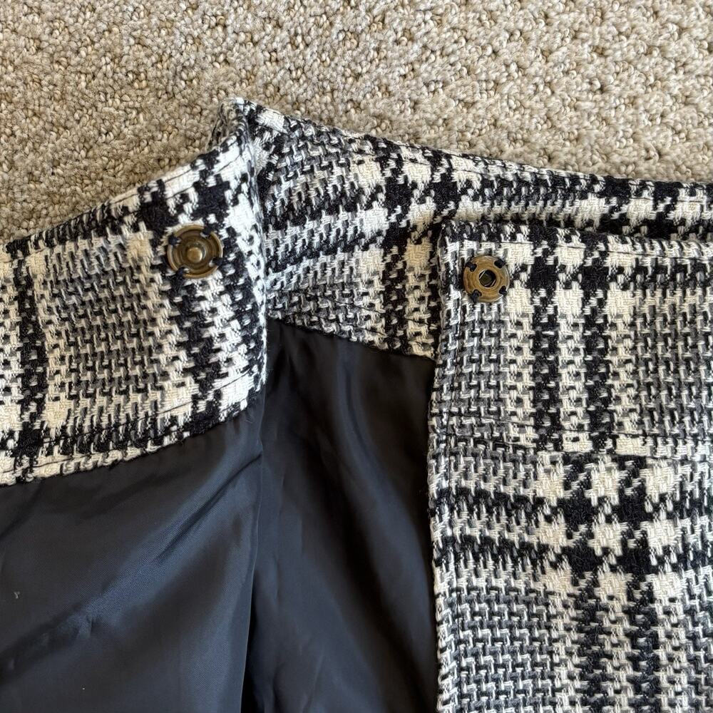 Isaac Mizrahi Sz 12 Black White Plaid Wrap Skirt Wool Blend Fringe Hem Business - Picture 9 of 9
